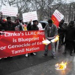 US resolution burnt in front of US Embassy in London