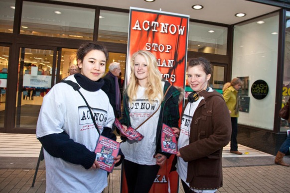 Picture 3 : Act Now Campaigners (Photography Alice Carfrae)