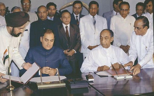 The Hindu Prime Minister Rajiv Gandhi and Sri Lankan President J.R. Jayewardene sign the historic Indo-Sri Lanka accord in Colombo on July 29, 1987. File photo 