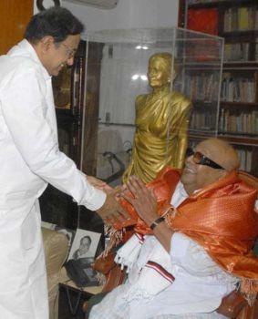 CHIDAMBARAM MEET KARUNANIDHI_1