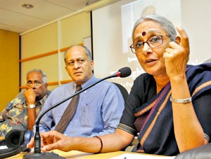 Indian civic rights activist Aruna Roy who campaigned for a Right to Information Act in India explaining the merits of such legislation especially in eliminating corruption in the state sector as she delivers a lecture at the Sri Lanka Press Institute in July 2009