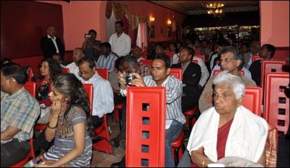 ITAJ_Arundahti_Roy_meet_02_93721_445