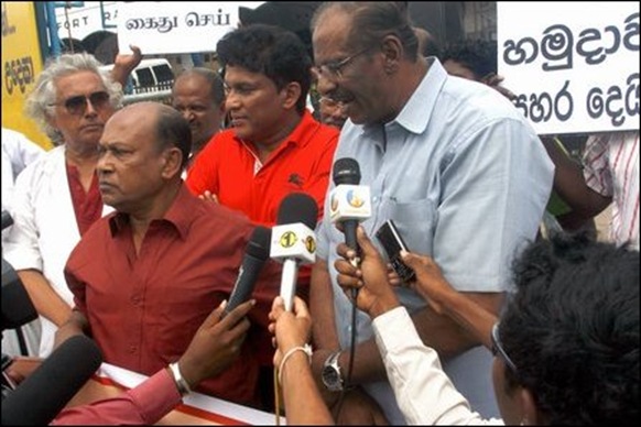 Tamil and Sinhala politicians in demonstration organised by the Left