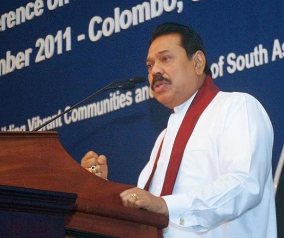 Sri Lankan President Mahinda Rajapaksa addresses the Rotary South Asia Conference on Development and Co-operation, in Colombo on Sunday. Photo: Special Arrangement 