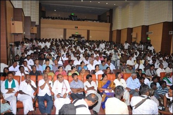 Pirapaharan_book_launch_audience_97616_445