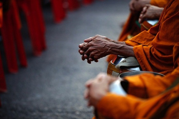 Mobs, Monks and the Problems of Political-Buddhism