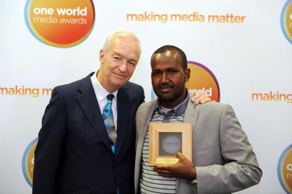 Jon_Snow_with_Jamal_Osman__Journalist_of_the_Year_at_the_One_World_Media_Awards_2012 - www.pressgazette.co.uk