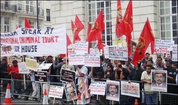 01_06_2012_London_Protest_06_98791_445