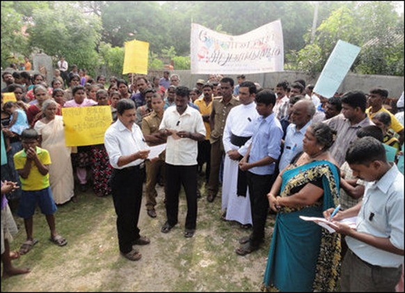 Mandaitheevu_protest_03_01_13_02_101745_445