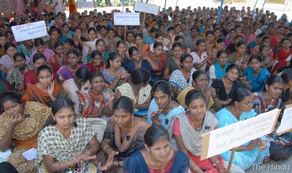 The Hindu Students protest against Sri Lanka President Mahinda Rajapaksa, as they condemn the killing of Tamilians in Sri Lanka, in Tiruchi. File photo: A. Muralitharan 