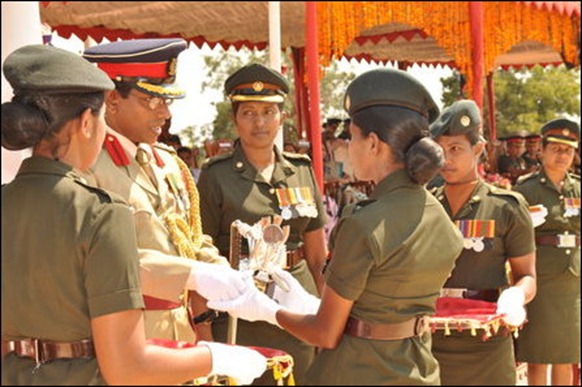 SL_military_parades_Tamil_girls_01_103050_445