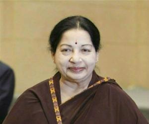 In a letter to PM Manmohan Singh, Jayalalithaa has urged the Centre to send a strong message to the Lankan govt.