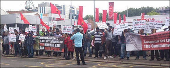 Lodon_protest_against_Madras_Cafe_03_104490_445