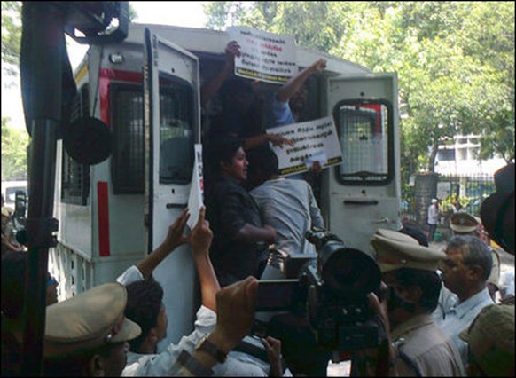 Chennai_protest_26_05_2014_02_107160_445