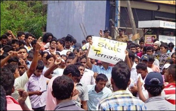 Sabaragamuwa_protest_03_107577_445