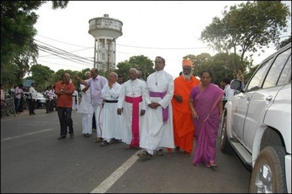 Thaninayagam_statue_Jaffna_11_107514_445